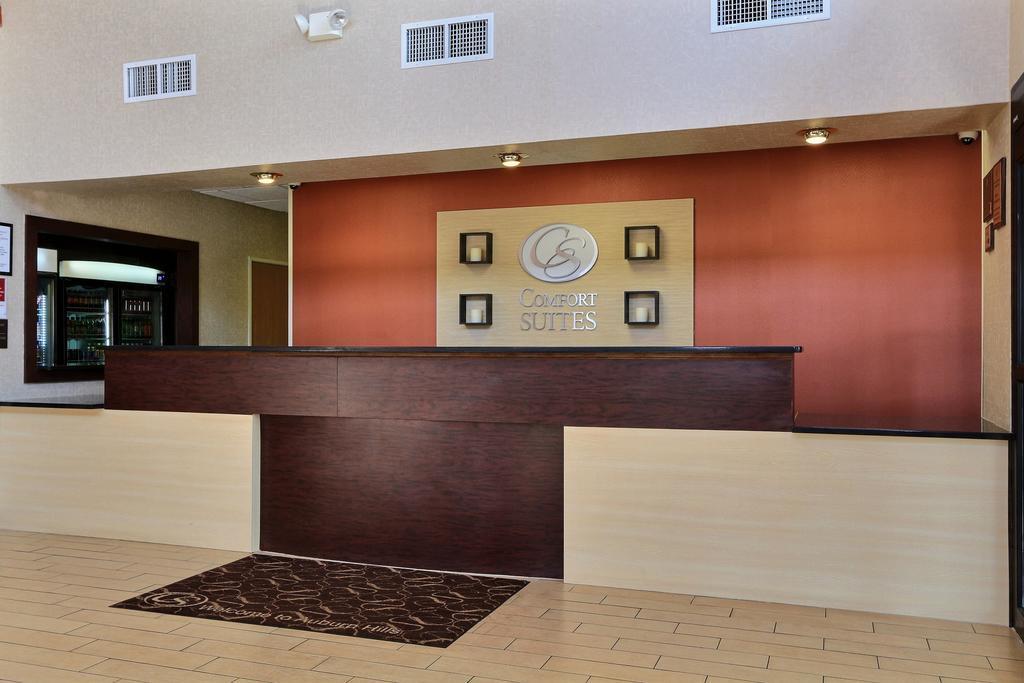 Comfort Suites Auburn Hills-Detroit Bagian luar foto