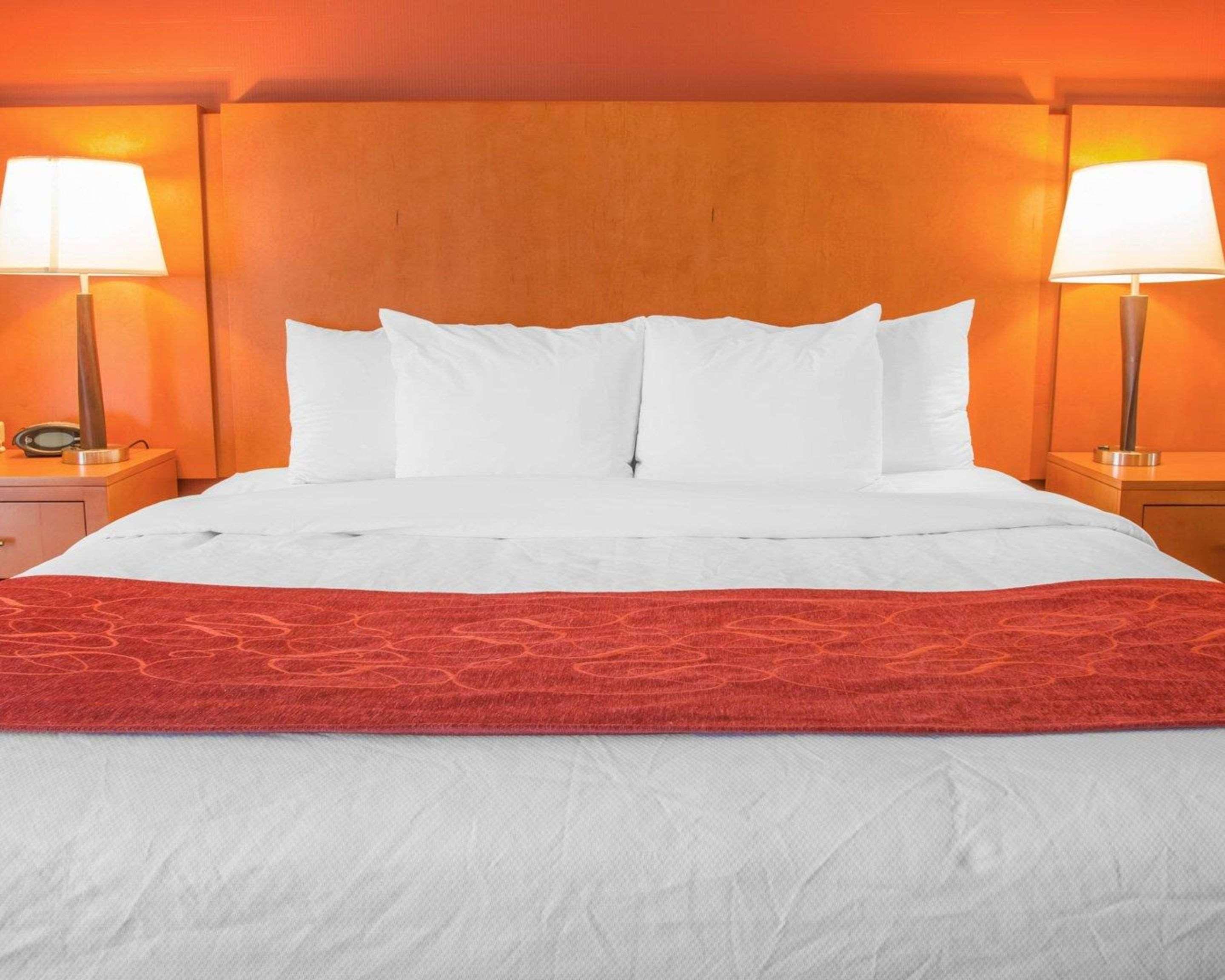 Comfort Suites Auburn Hills-Detroit Bagian luar foto